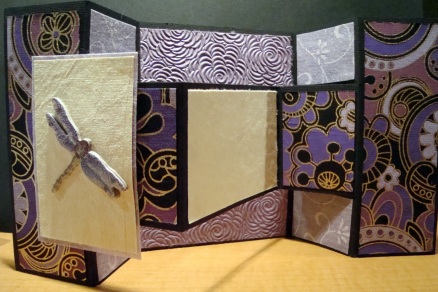 Fold-out greeting card