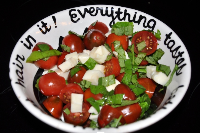 tomato mozzarella basil salad