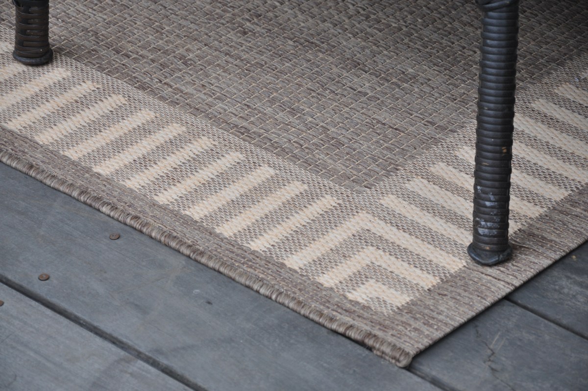 Outdoor Area Rug