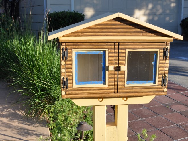 Little Free Library Log Cabin Detail