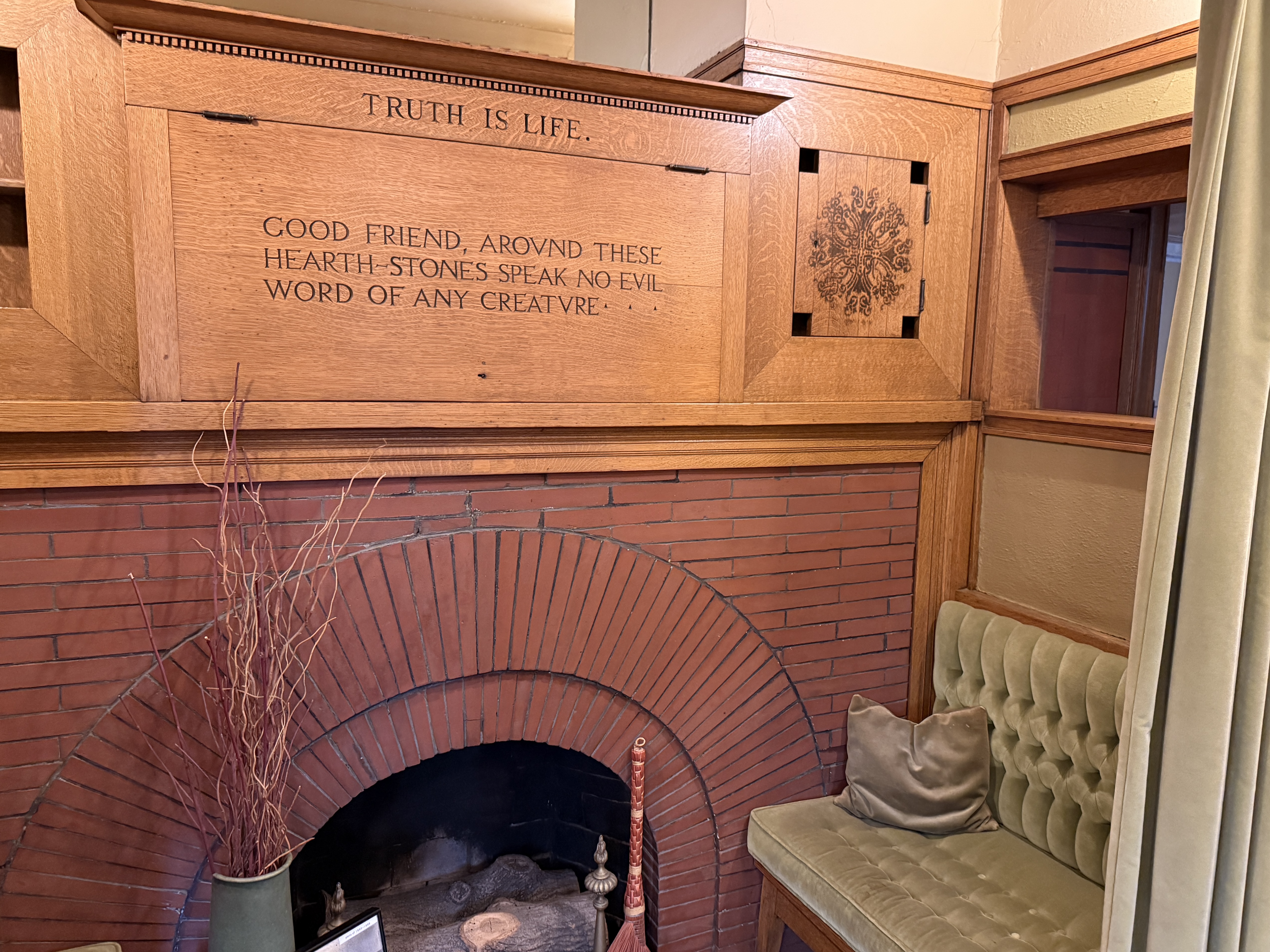Hearth: Frank Lloyd Wright